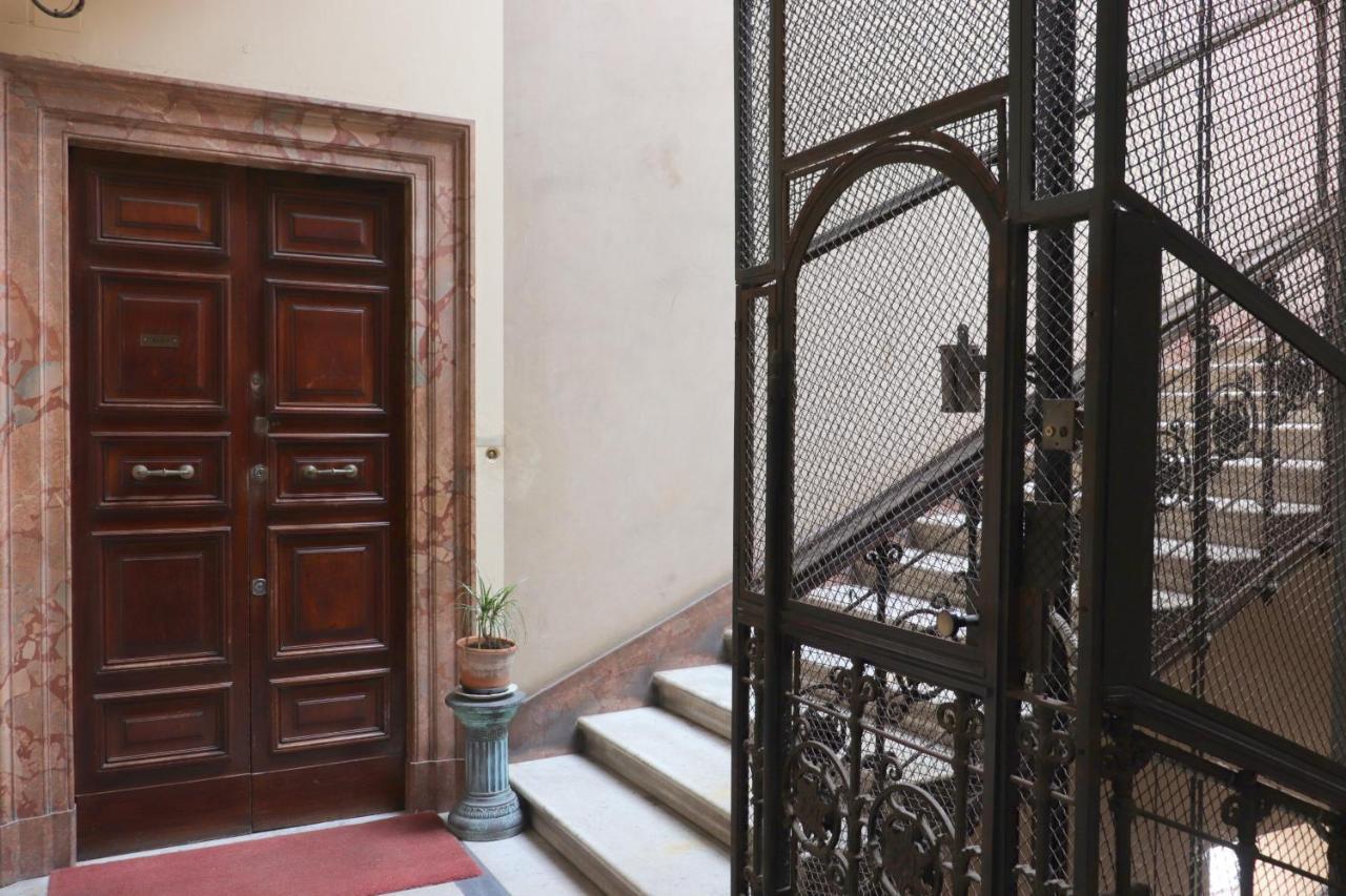 Trevi Grand Blu Suite B&B 罗马 外观 照片